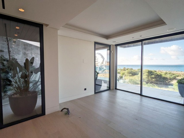 3 Bedrooms Apartment in Estepona