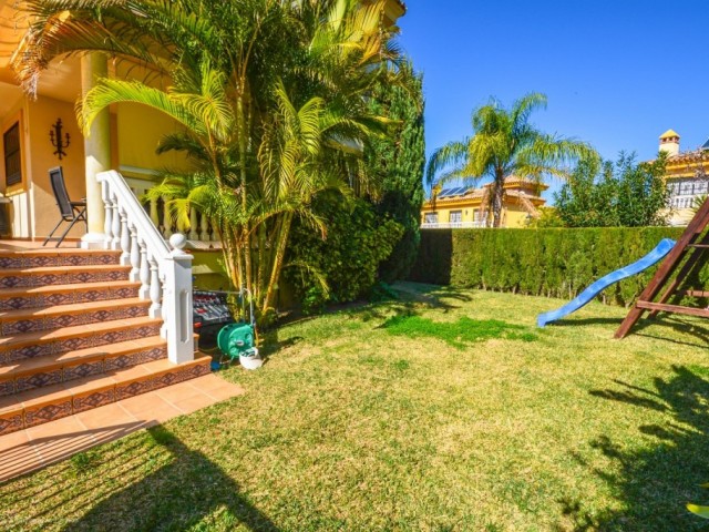 Villa avec 5 Chambres  à Mijas Costa