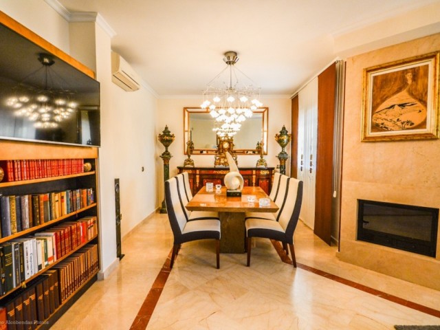 Villa avec 5 Chambres  à Mijas Costa