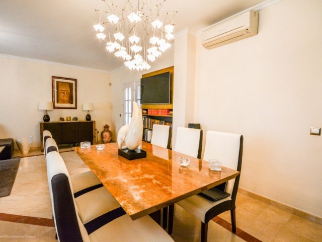 Villa avec 5 Chambres  à Mijas Costa
