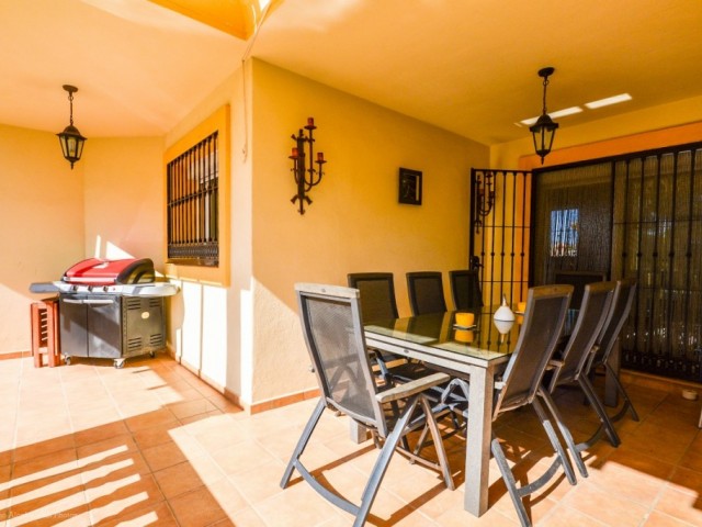 Villa avec 5 Chambres  à Mijas Costa