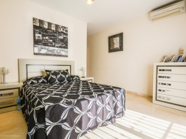 Villa avec 5 Chambres  à Mijas Costa