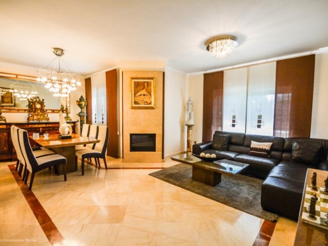 5 Schlafzimmer Villa in Mijas Costa