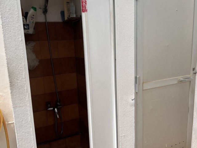 Villa con 5 Dormitorios  en Selwo