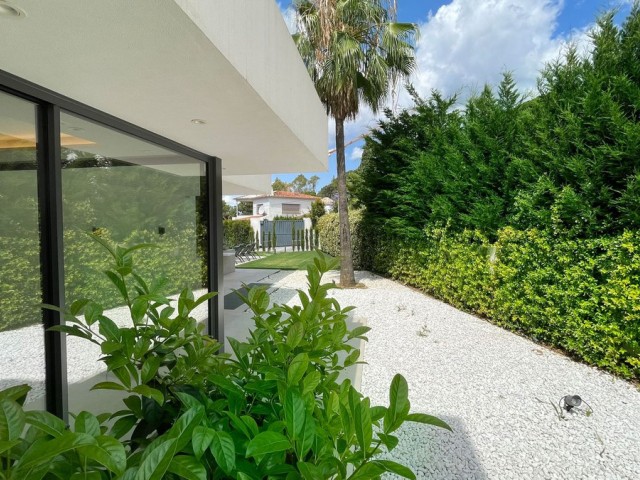 5 Bedrooms Villa in The Golden Mile