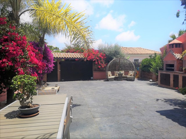11 Soveroms Villa i New Golden Mile