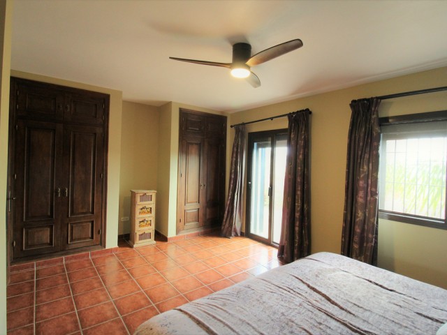 11 Soveroms Villa i New Golden Mile