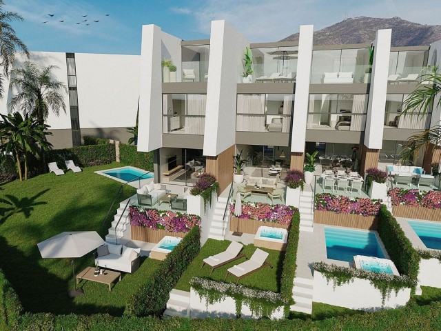 3 Makuuhuoneen Rivitalo Fuengirola