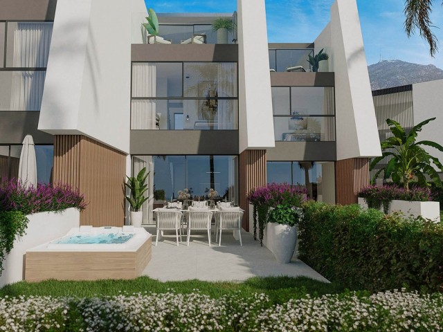3 Makuuhuoneen Rivitalo Fuengirola