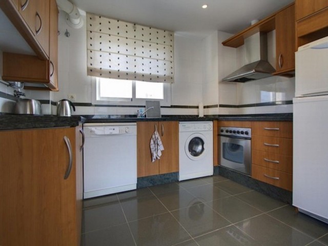 Penthouse, New Golden Mile, R4771342