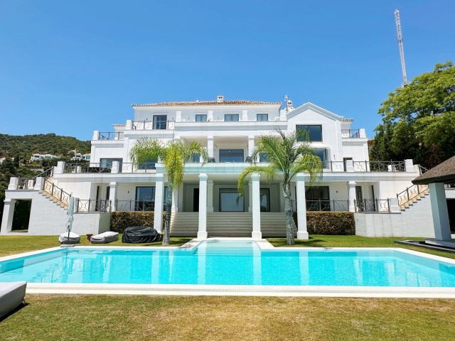 5 Slaapkamer Villa in El Madroñal