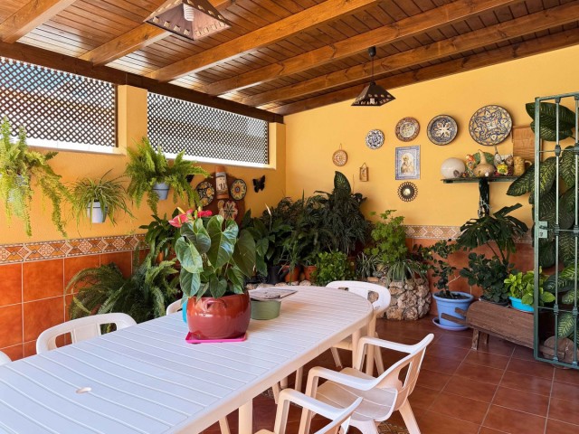 5 Slaapkamer Villa in El Coto