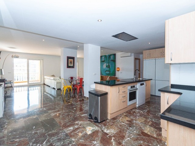 4 Bedrooms Apartment in Carvajal