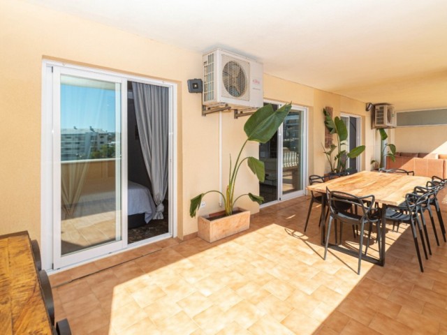 4 Bedrooms Apartment in Carvajal