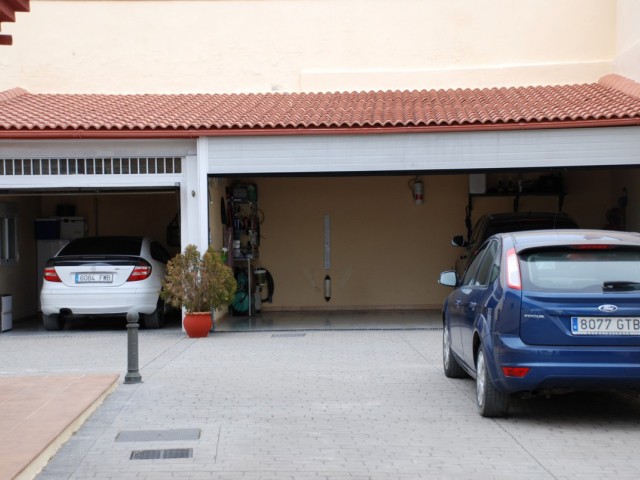 4 Schlafzimmer Villa in Estepona