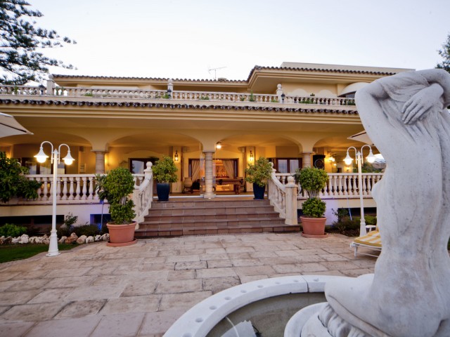 7 Slaapkamer Villa in Puerto Banús