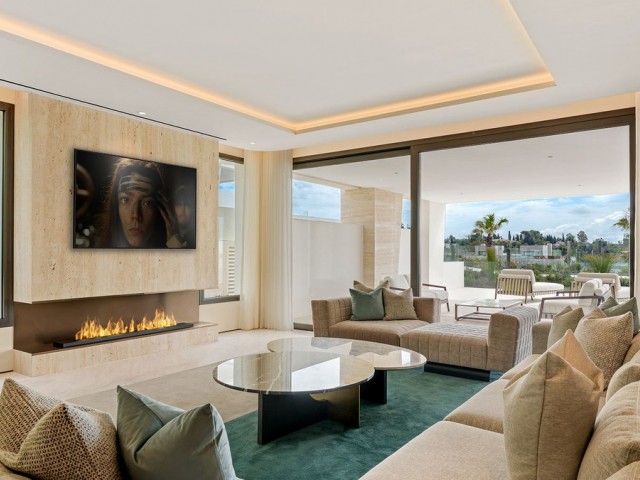 4 Bedrooms Apartment in The Golden Mile