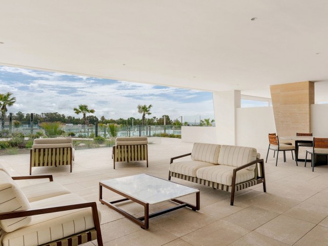 4 Bedrooms Apartment in The Golden Mile
