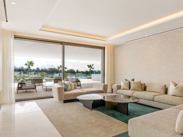 4 Bedrooms Apartment in The Golden Mile