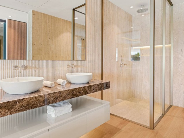 4 Bedrooms Apartment in The Golden Mile