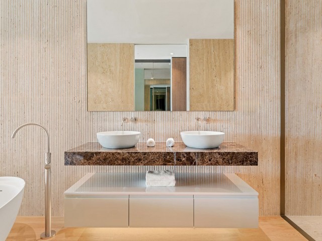 4 Bedrooms Apartment in The Golden Mile
