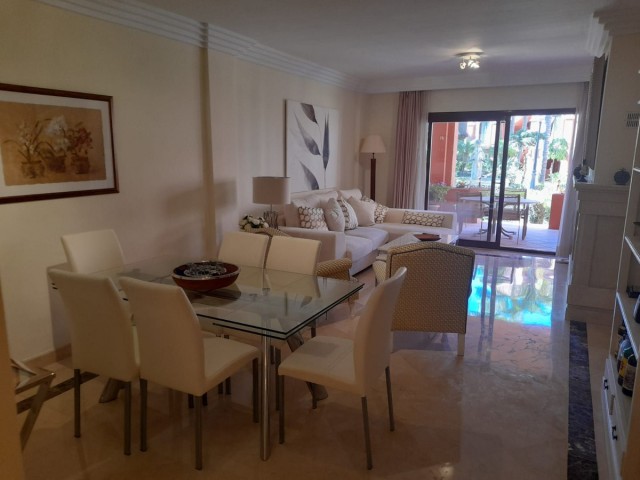 Apartment, Puerto Banús, R4033153