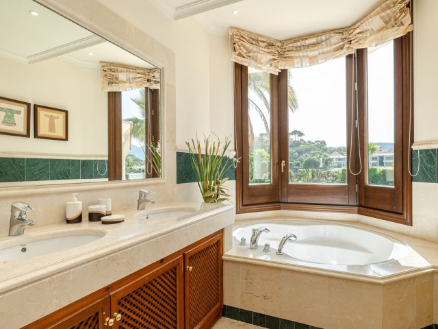 Villa avec 7 Chambres  à La Zagaleta