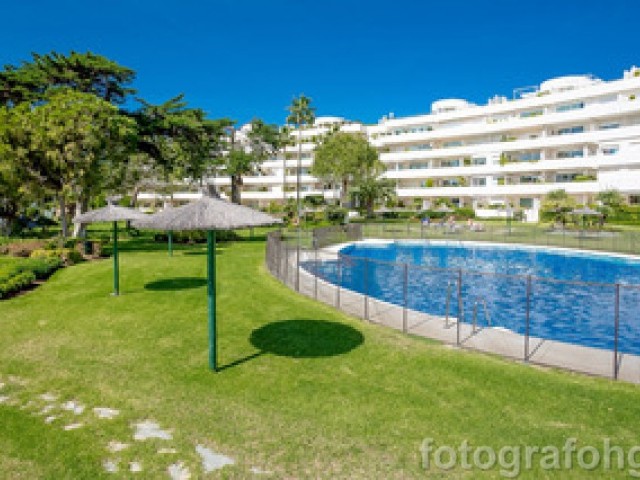 Appartement avec 4 Chambres  à Estepona