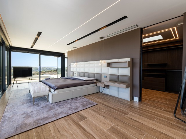 5 Soveroms Villa i Sotogrande