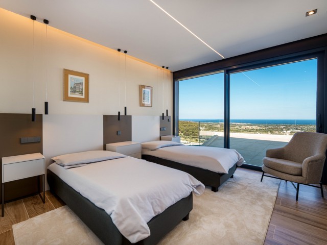 5 Soveroms Villa i Sotogrande