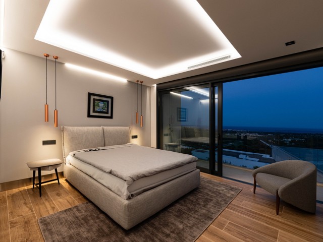 5 Soveroms Villa i Sotogrande