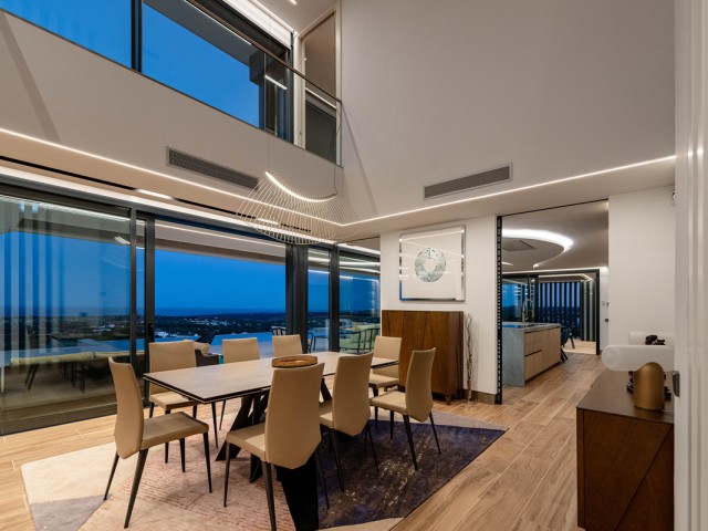 5 Soveroms Villa i Sotogrande