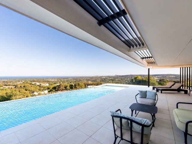 5 Soveroms Villa i Sotogrande