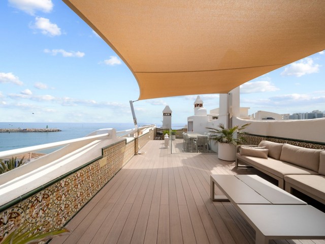 4 Bedrooms Apartment in Benalmadena Costa