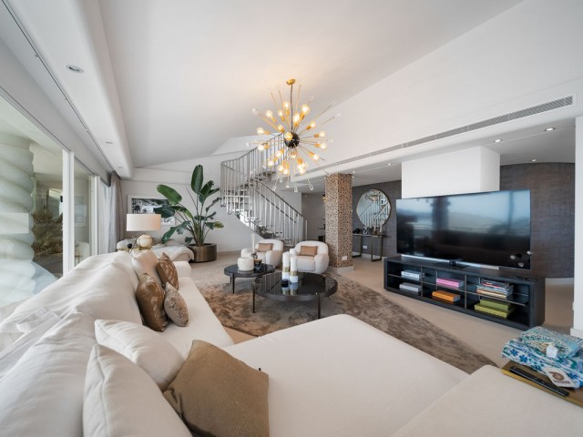 4 Bedrooms Apartment in Benalmadena Costa