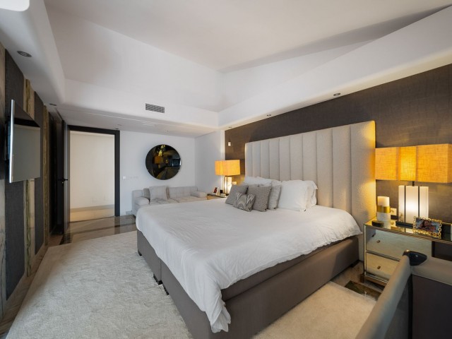 4 Bedrooms Apartment in Benalmadena Costa