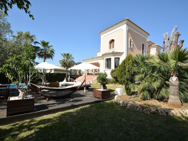 5 Schlafzimmer Villa in Nueva Andalucía