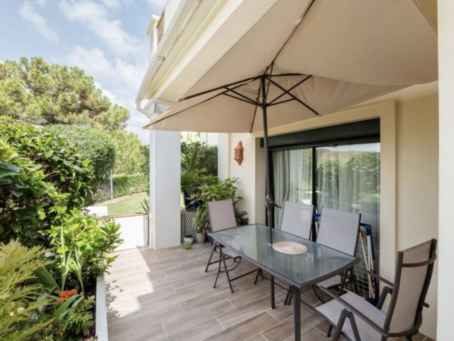 5 Bedrooms Apartment in Benahavís