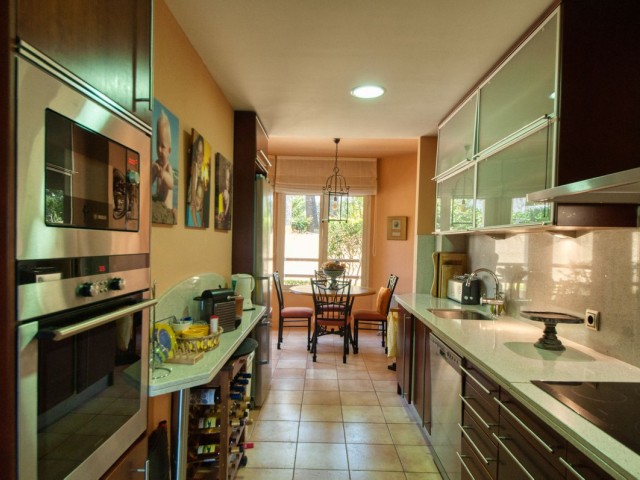 Huoneisto, Sierra Blanca, R4791601