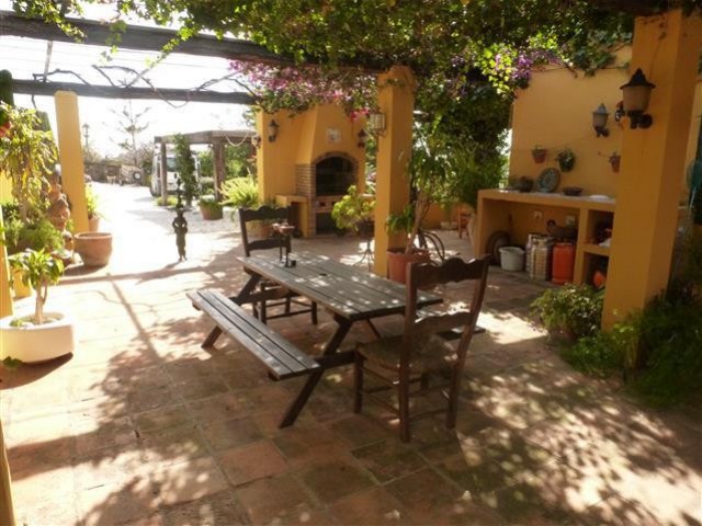 6 Soveroms Villa i Estepona