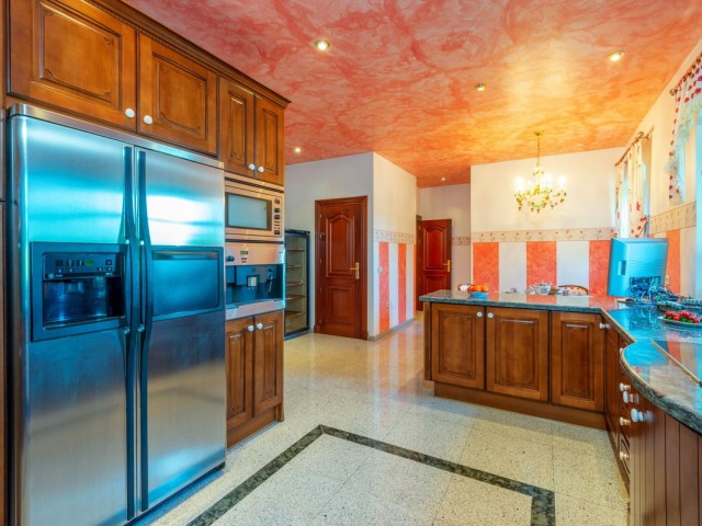 6 Bedrooms Villa in Campo Mijas