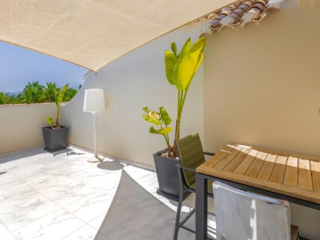 Penthouse avec 3 Chambres  à The Golden Mile