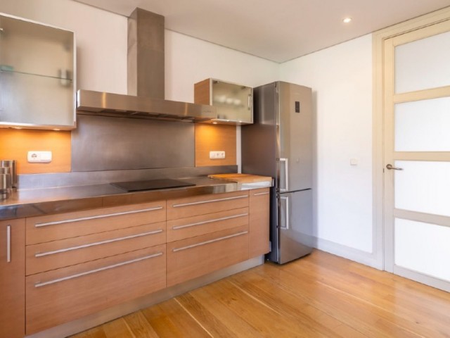 Penthouse avec 3 Chambres  à The Golden Mile