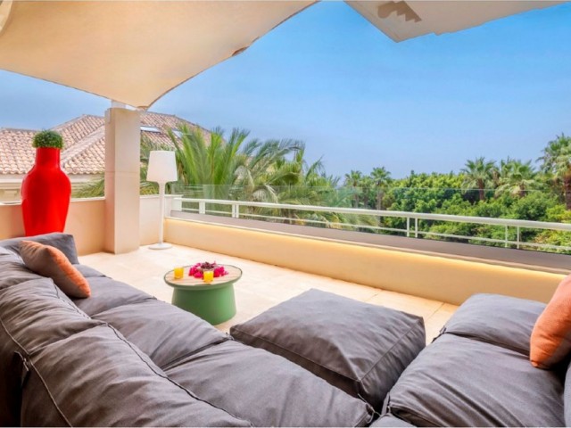 Penthouse avec 3 Chambres  à The Golden Mile