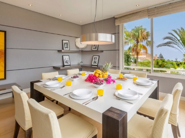 Penthouse avec 3 Chambres  à The Golden Mile