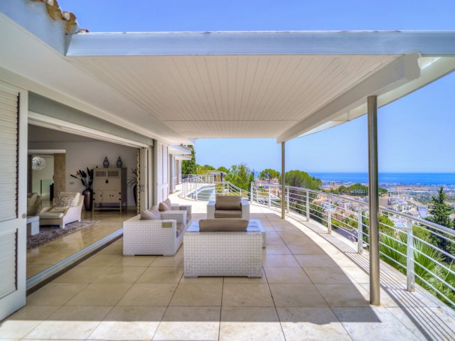 5 Bedrooms Villa in El Madroñal