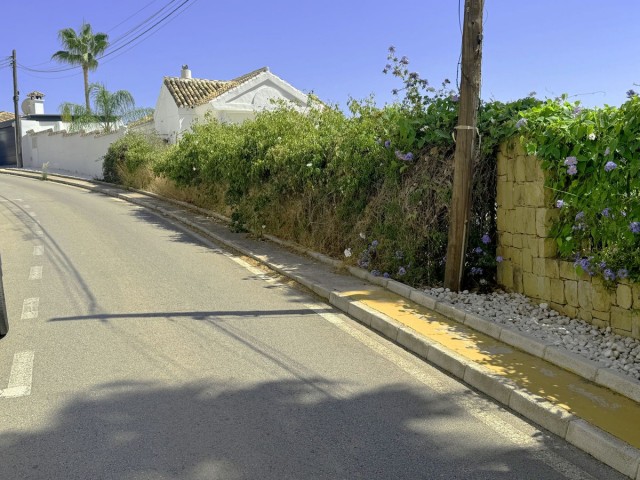  Perceel in Nueva Andalucía