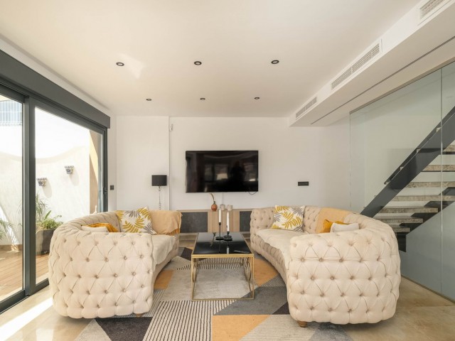 Maison mitoyenne avec 3 Chambres  à Torreblanca