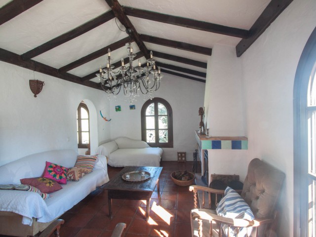 3 Bedrooms Villa in Casares