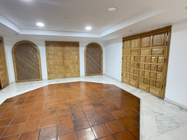 Næringseiendom i Sotogrande